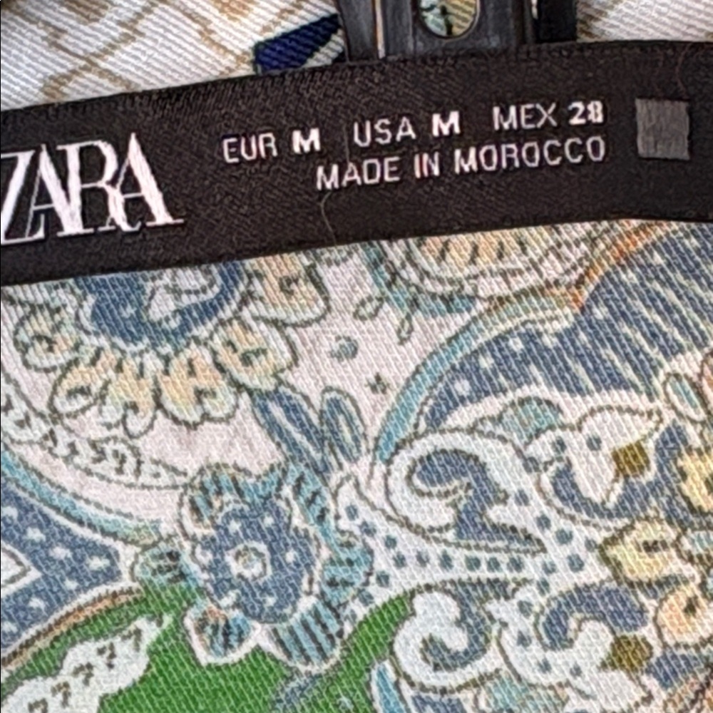 Zara medium satin gorgeous shirt!! - Picture 4 of 10